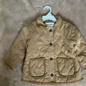 Old Navy infant boys tan quilted barn jacket. Size 18-24mo. Excellent condition